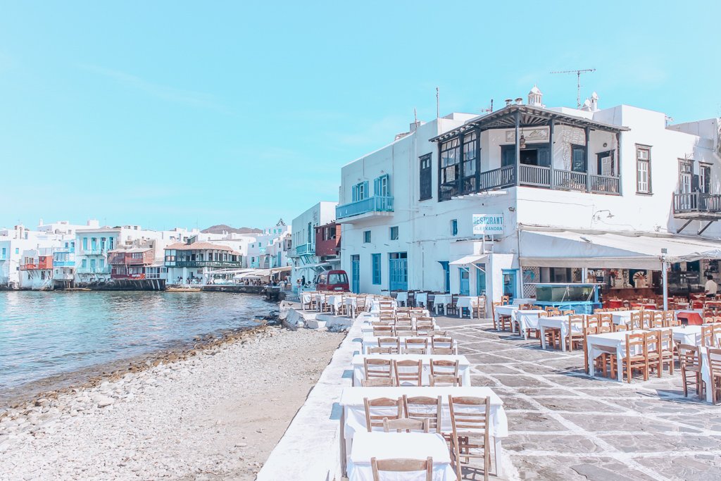 Viajar a Mykonos o a Santorini