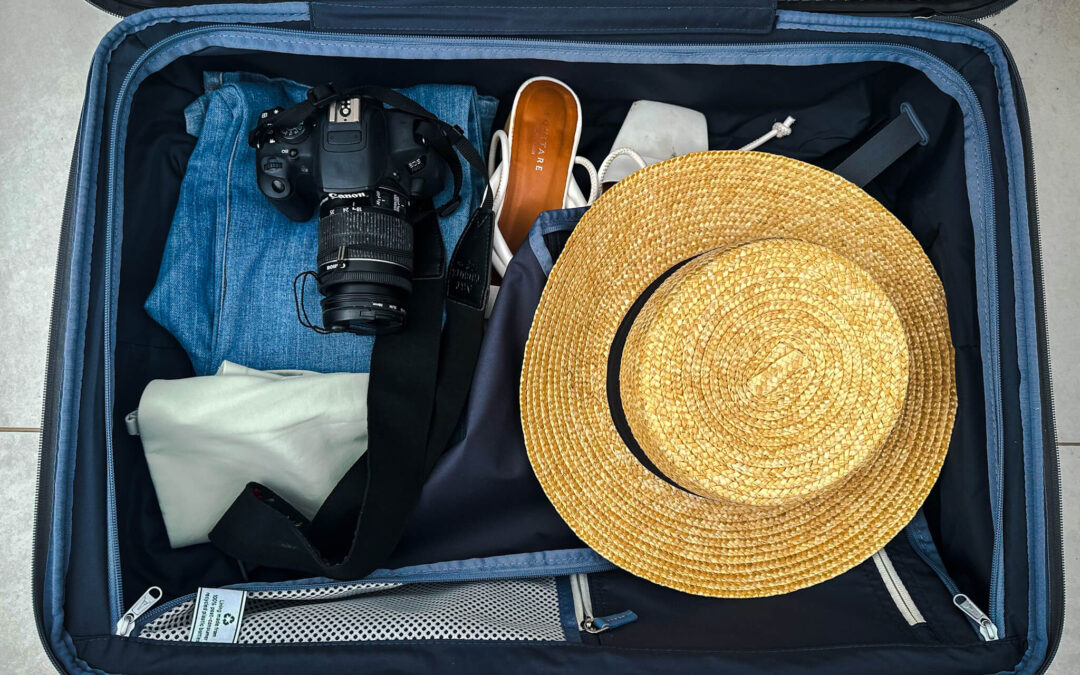 Qué llevar en la maleta? – Mi lista de viaje completa de la A a la Z (2025)